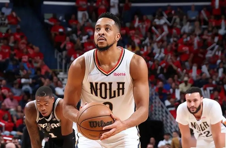 nba马丁为什么退役(2换1！火箭<a href=https://www.wuyouliuxue.com/temp/xinaoerliangzuozuo target=_blank class=infotextkey>鹈鹕</a>或进行大交易，波特马丁离队，休城收获超新星内线)